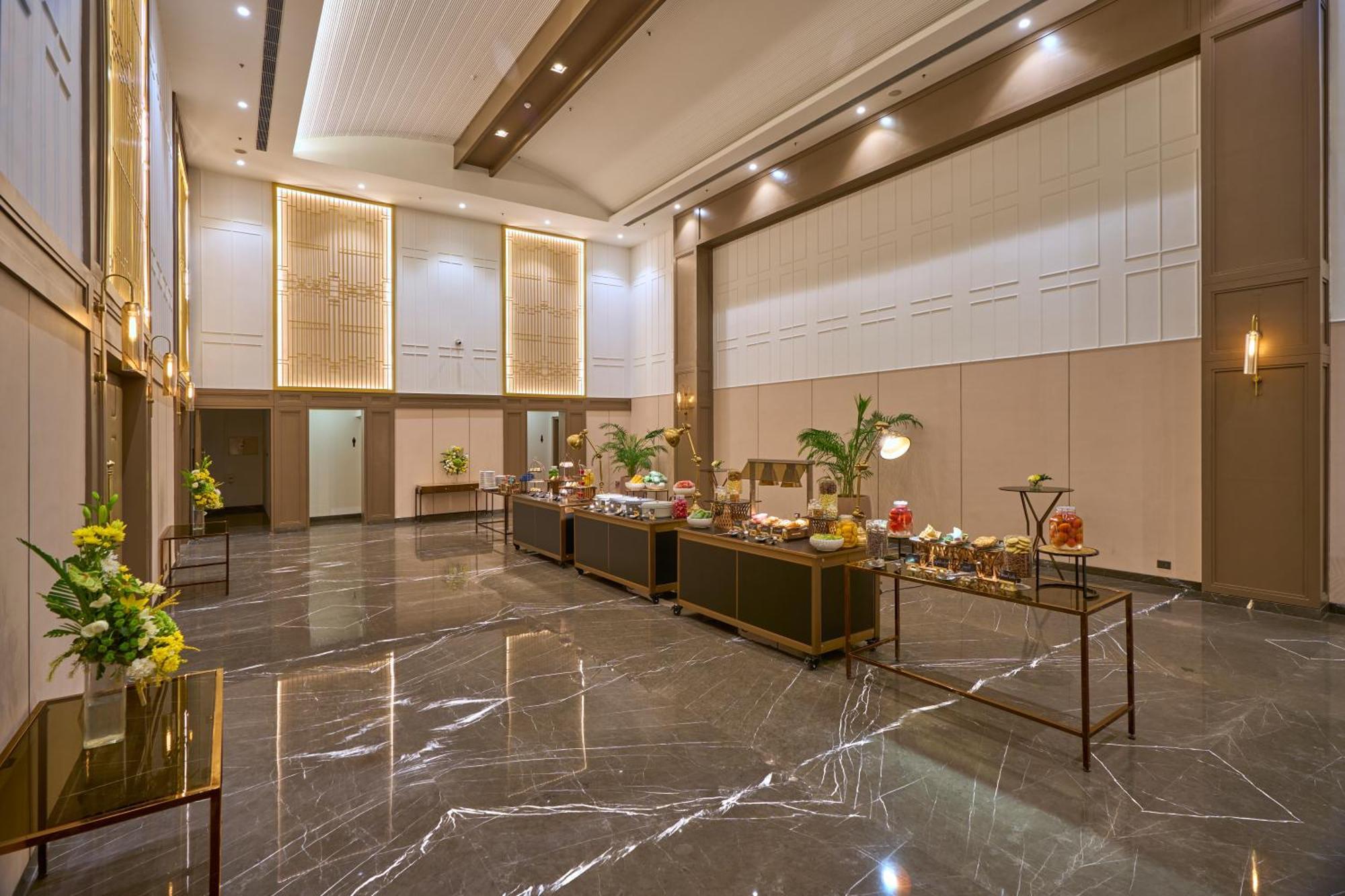 Hotel Dlf Club 5 Gurgaon Exterior foto