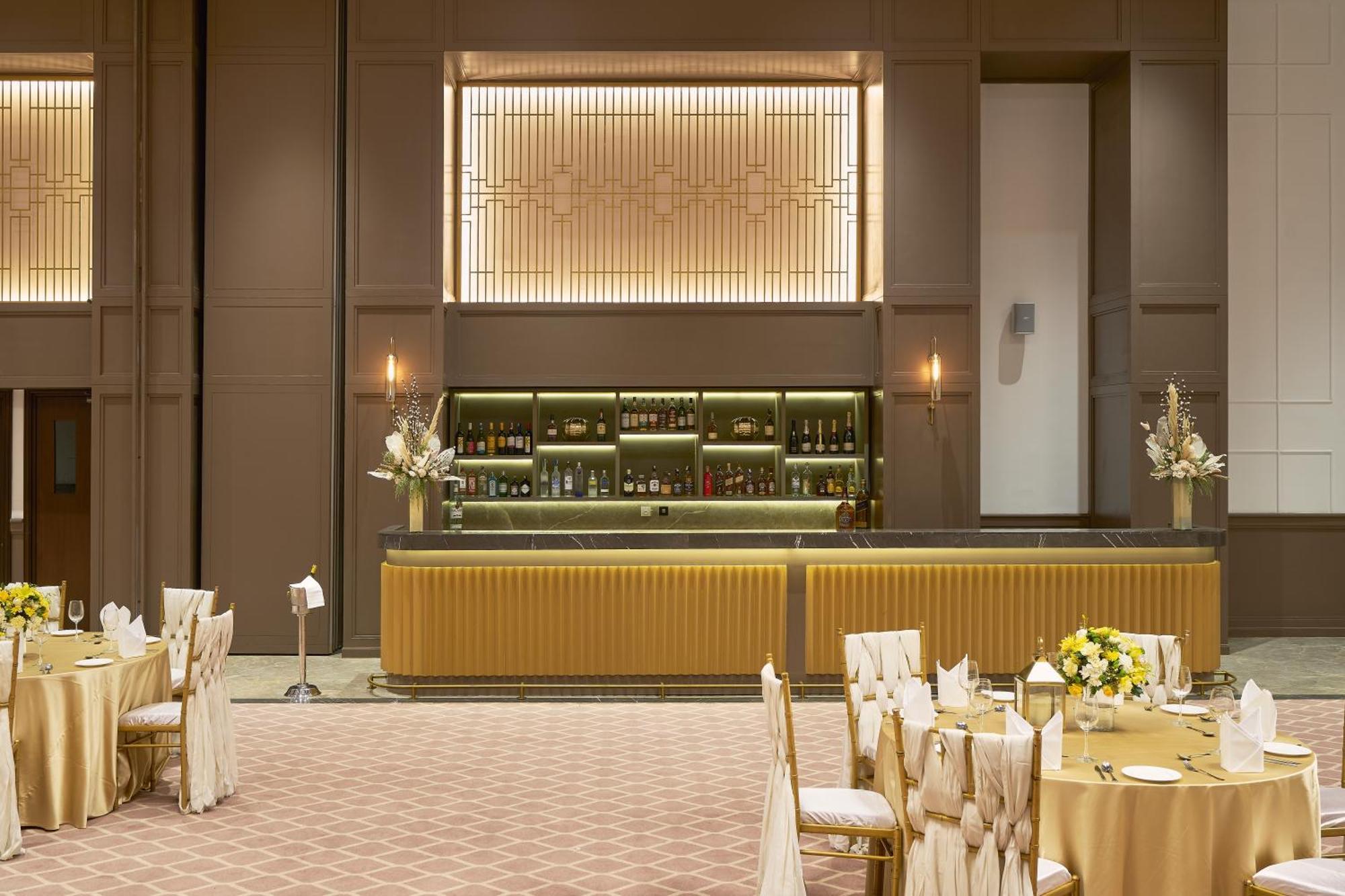 Hotel Dlf Club 5 Gurgaon Exterior foto