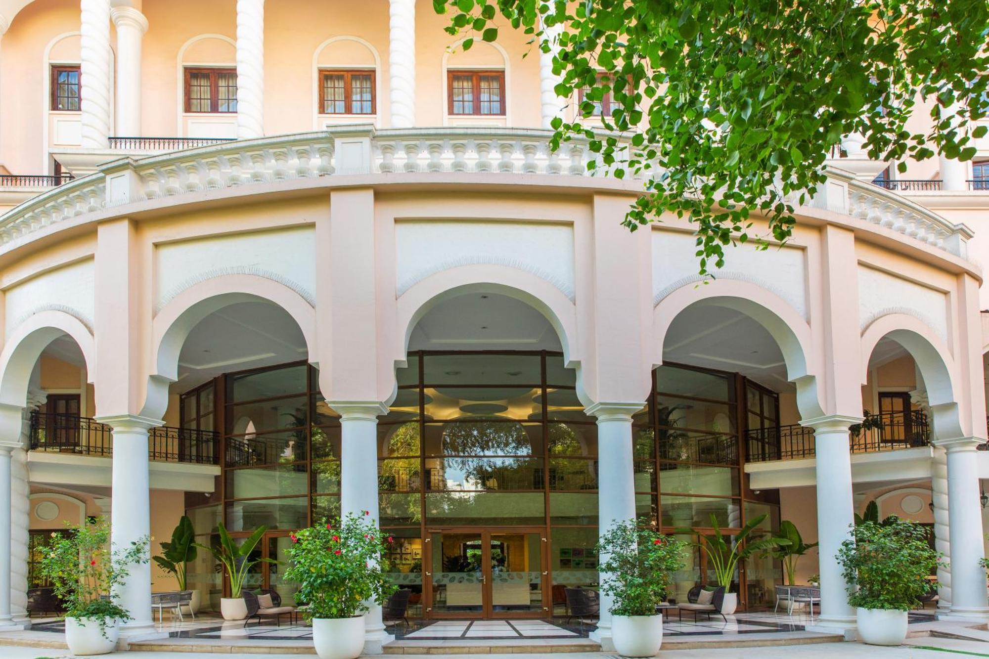 Hotel Dlf Club 5 Gurgaon Exterior foto